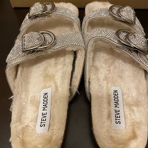 New Steve Madden Rhinestone covered sandals size 9.